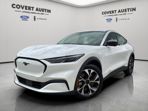 Used 2024 Ford Mustang Mach-E Select w/ Comfort Package Lite image 1