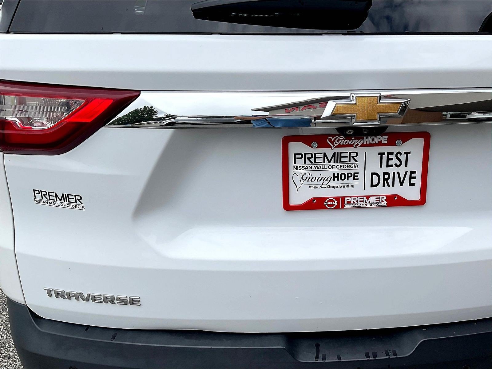 Used 2020 Chevrolet Traverse LT w/ LT Premium Package FWD image 26