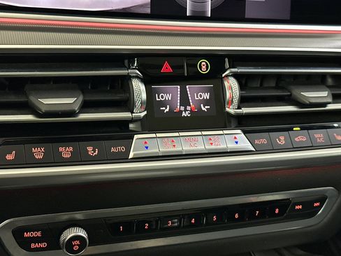 Used 2020 BMW X6 sDrive40i w/ Premium Package image 26