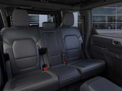 New 2025 Ford Bronco Outer Banks image 11