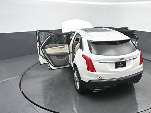 Used 2017 Cadillac XT5 Luxury w/ Advanced Security Package AWD/4WD image 62