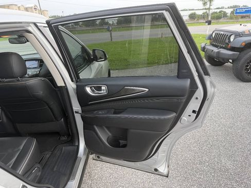 Used 2019 INFINITI QX60 Luxe w/ Essential Package AWD/4WD image 25