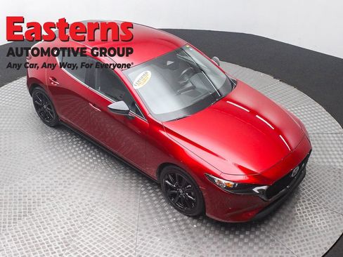 Used 2024 MAZDA MAZDA3 s FWD image 3