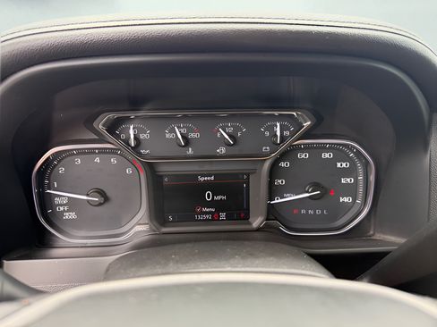 Used 2019 GMC Sierra 1500 AT4 w/ AT4 Premium Package AWD/4WD image 16