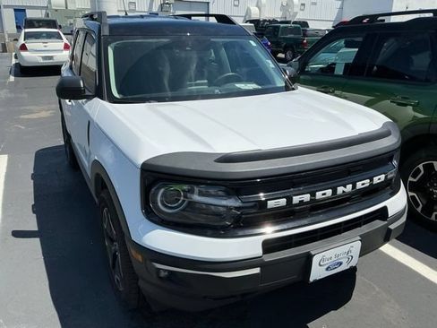 Used 2021 Ford Bronco Sport Outer Banks AWD/4WD image 2