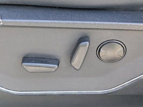 Used 2023 Ford F150 Lariat image 17