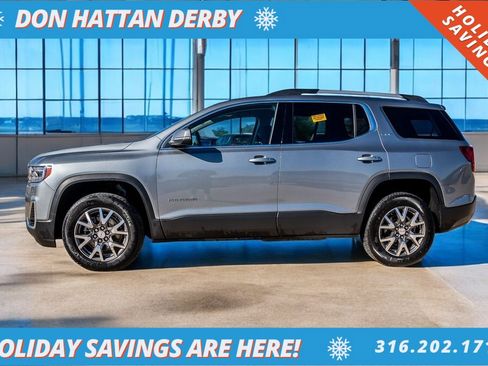 Used 2023 GMC Acadia SLE w/ Driver Convenience Package image 2