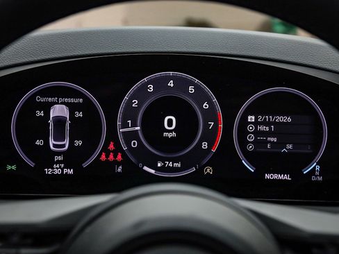 Used 2026 Porsche Cayenne Coupe image 28