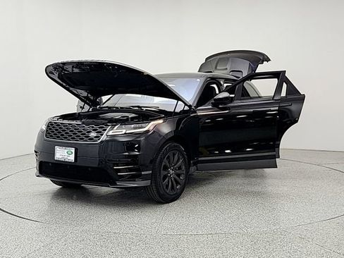 Used 2018 Land Rover Range Rover Velar R-Dynamic SE AWD/4WD image 9