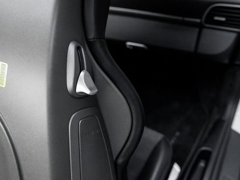 Used 2007 Porsche 911 GT3 image 43