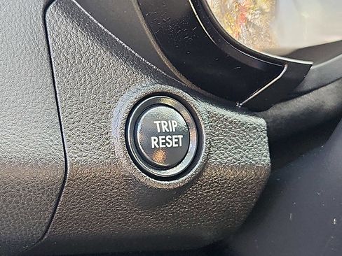 Used 2019 Subaru Impreza 2.0i image 24