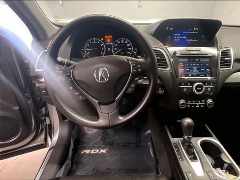 Used 2018 Acura RDX w/ Tech & AcuraWatch Plus Pkg image 8