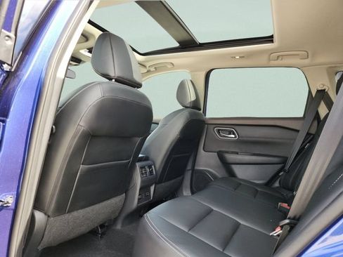 Used 2021 Nissan Rogue SL FWD image 20