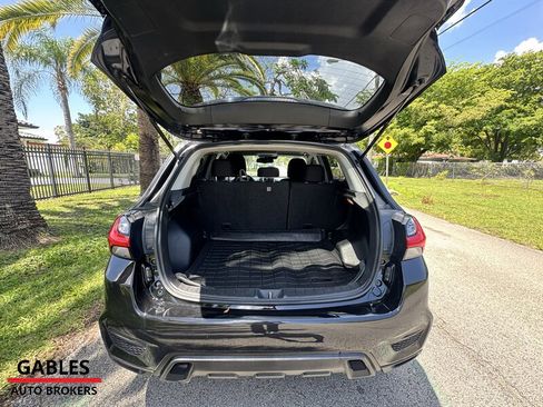 Used 2021 Mitsubishi Outlander Sport SE FWD image 13