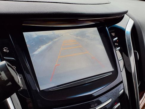 Used 2015 Cadillac Escalade Luxury image 19