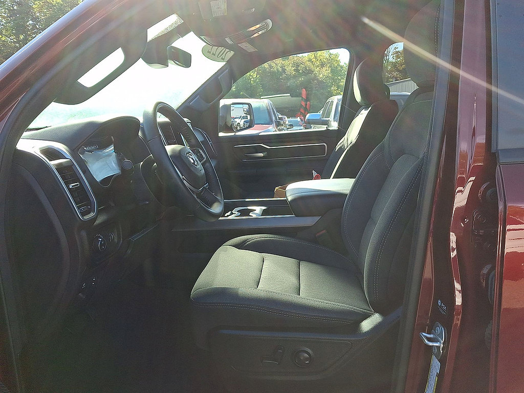Certified 2022 RAM 1500 Big Horn AWD/4WD image 11