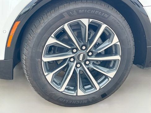 Used 2025 Cadillac Lyriq Sport RWD image 32