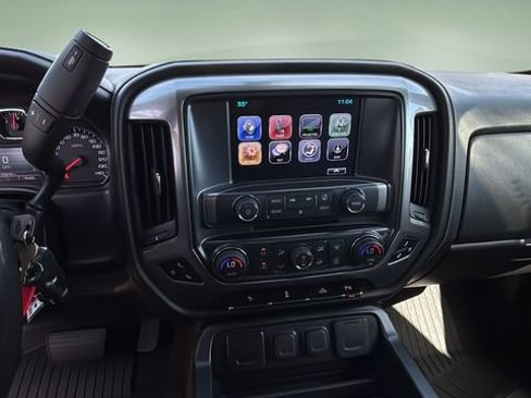 Used 2018 Chevrolet Silverado 1500 LTZ w/ LTZ Plus Package AWD/4WD image 24