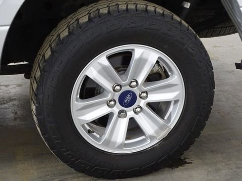 Used 2019 Ford F150 XLT image 36