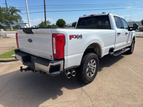 Used 2024 Ford F350 XLT w/ FX4 Off-Road Package AWD/4WD image 7