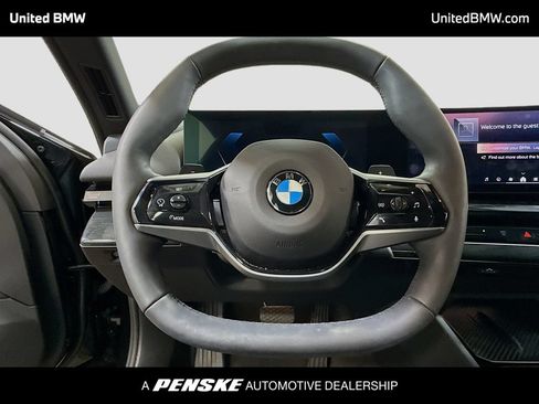 Used 2026 BMW 530i RWD image 6