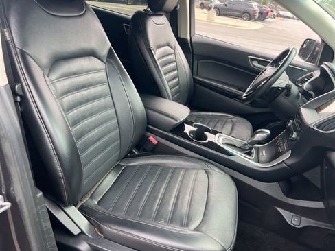 Used 2017 Ford Edge SEL w/ Equipment Group 201A image 36