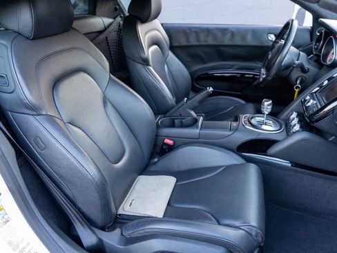 Used 2012 Audi R8 V10 image 11