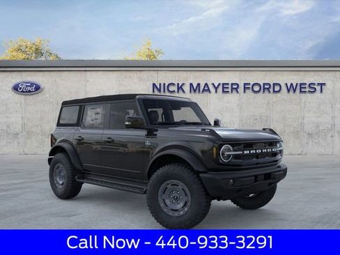 New 2025 Ford Bronco Outer Banks w/ Sasquatch Package image 8