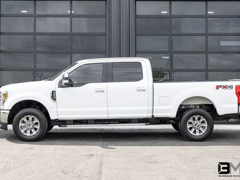 Used 2018 Ford F250 XLT w/ XLT Premium Package AWD/4WD image 4