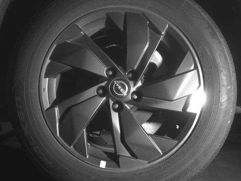 Used 2025 Nissan Rogue SV FWD image 14
