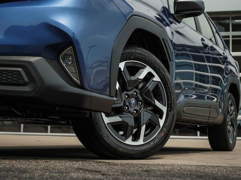 New 2026 Subaru Forester Premium AWD/4WD image 6