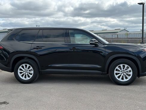 Certified 2025 Toyota Grand Highlander AWD image 7