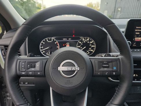 Certified 2024 Nissan Rogue SV w/ SV Premium Package image 19