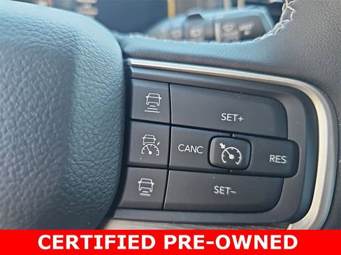 Used 2023 Jeep Wagoneer Series III w/ Preferred Equipment Group image 20