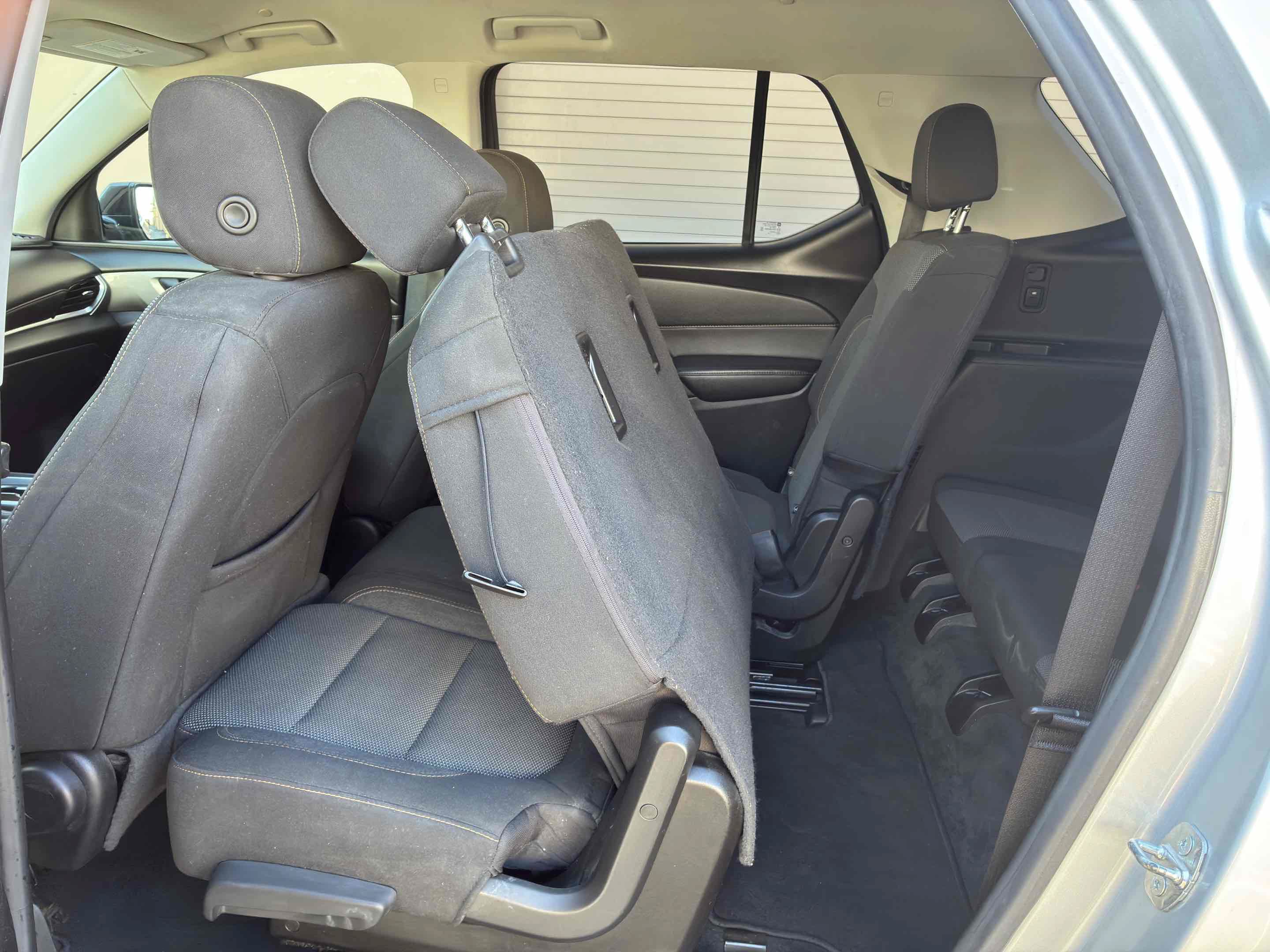 Used 2020 Chevrolet Traverse LS FWD image 53