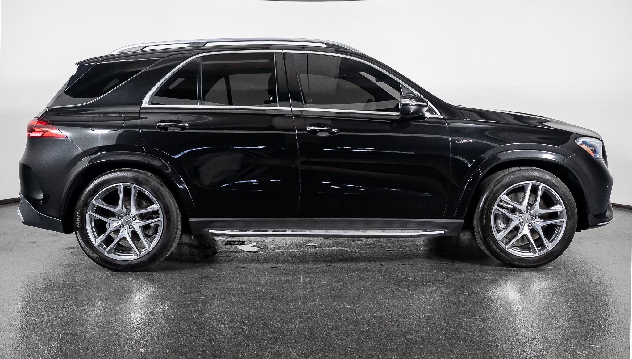 Used 2024 Mercedes-Benz GLE 53 AMG 4MATIC image 33