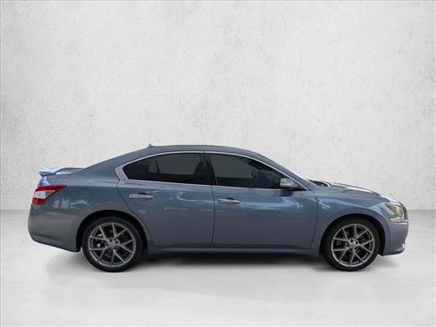 Used 2011 Nissan Maxima 3.5 SV w/ Sport Pkg FWD image 4