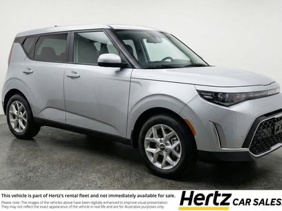 Used 2025 Kia Soul LX w/ LX Technology Package