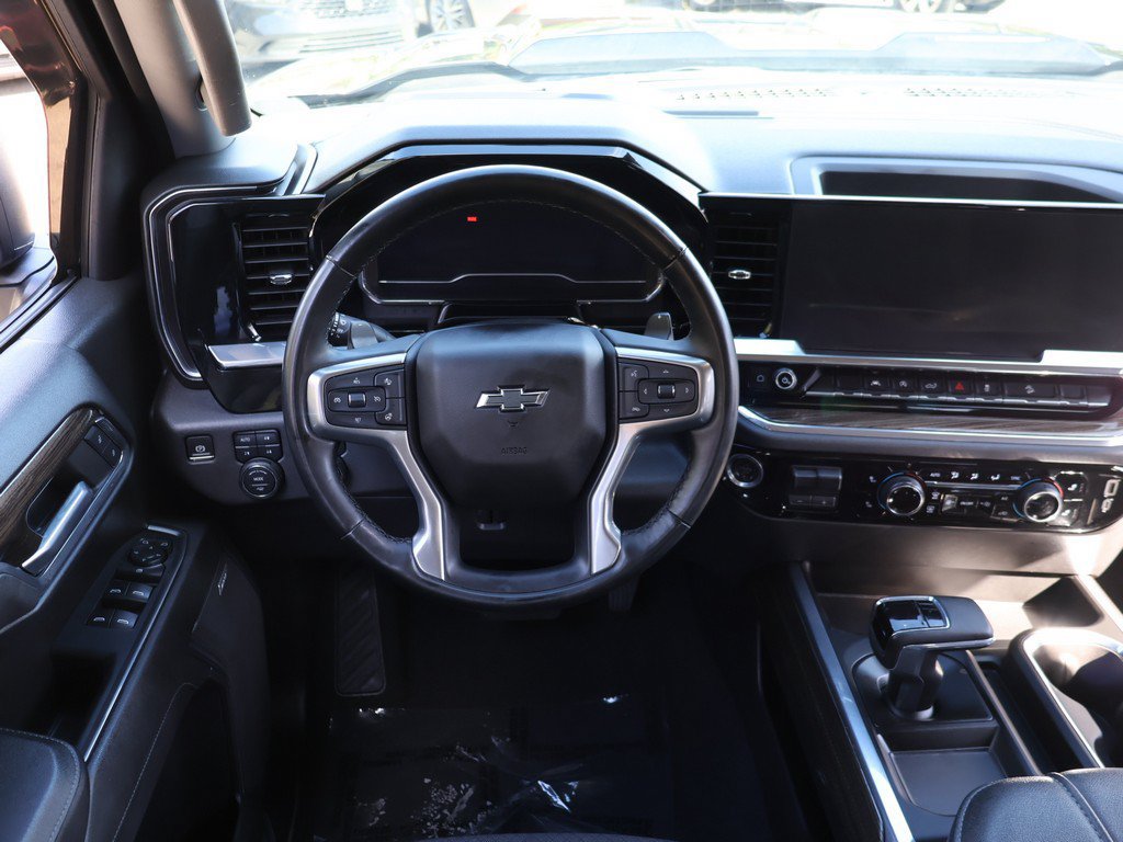 Used 2024 Chevrolet Silverado 1500 LT Trail Boss w/ Convenience Package II AWD/4WD image 33