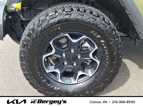 Used 2023 Jeep Wrangler Unlimited Rubicon 4xe AWD/4WD image 10