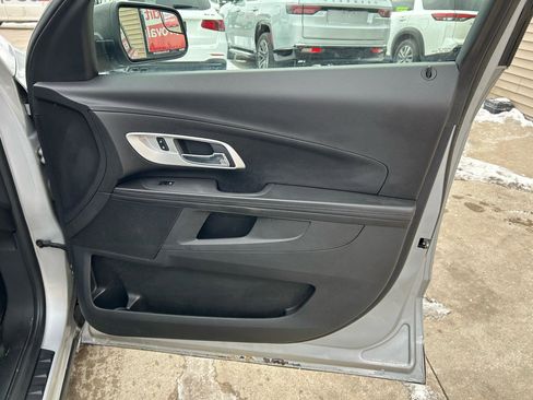 Used 2014 Chevrolet Equinox LS image 16