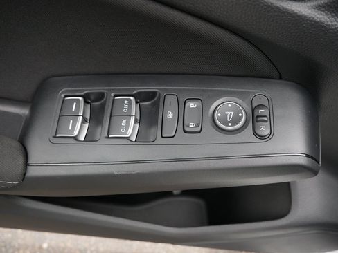 Used 2025 Honda Civic Sport image 17