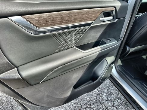 New 2026 GMC Acadia Denali w/ Super Cruise Package image 15