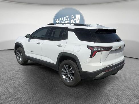 Used 2025 Chevrolet Equinox LT w/ Convenience Package II image 6