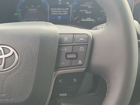 New 2026 Toyota Camry XLE image 18