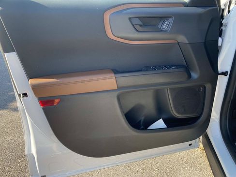 Certified 2021 Ford Bronco Sport Outer Banks AWD/4WD image 15