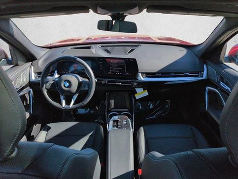 Used 2026 BMW X1 xDrive28i w/ Technology Package image 18