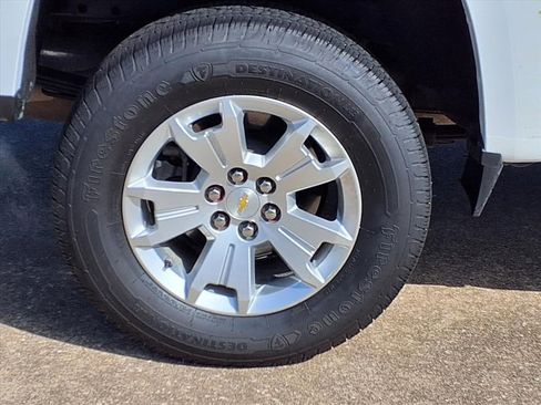 Used 2022 Chevrolet Colorado LT w/ Fleet Safety Package image 30