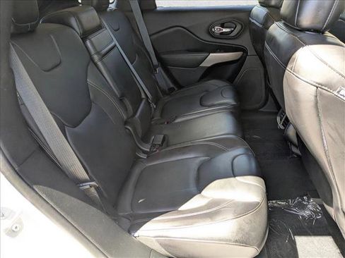 Used 2018 Jeep Cherokee Limited w/ High Altitude Package FWD image 20