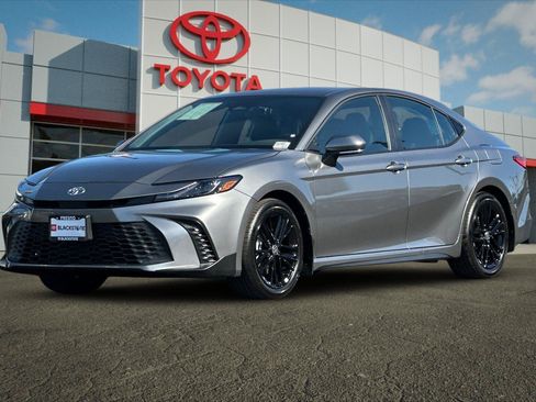 Certified 2026 Toyota Camry SE w/ Multimedia Upgrade Package FWD image 7